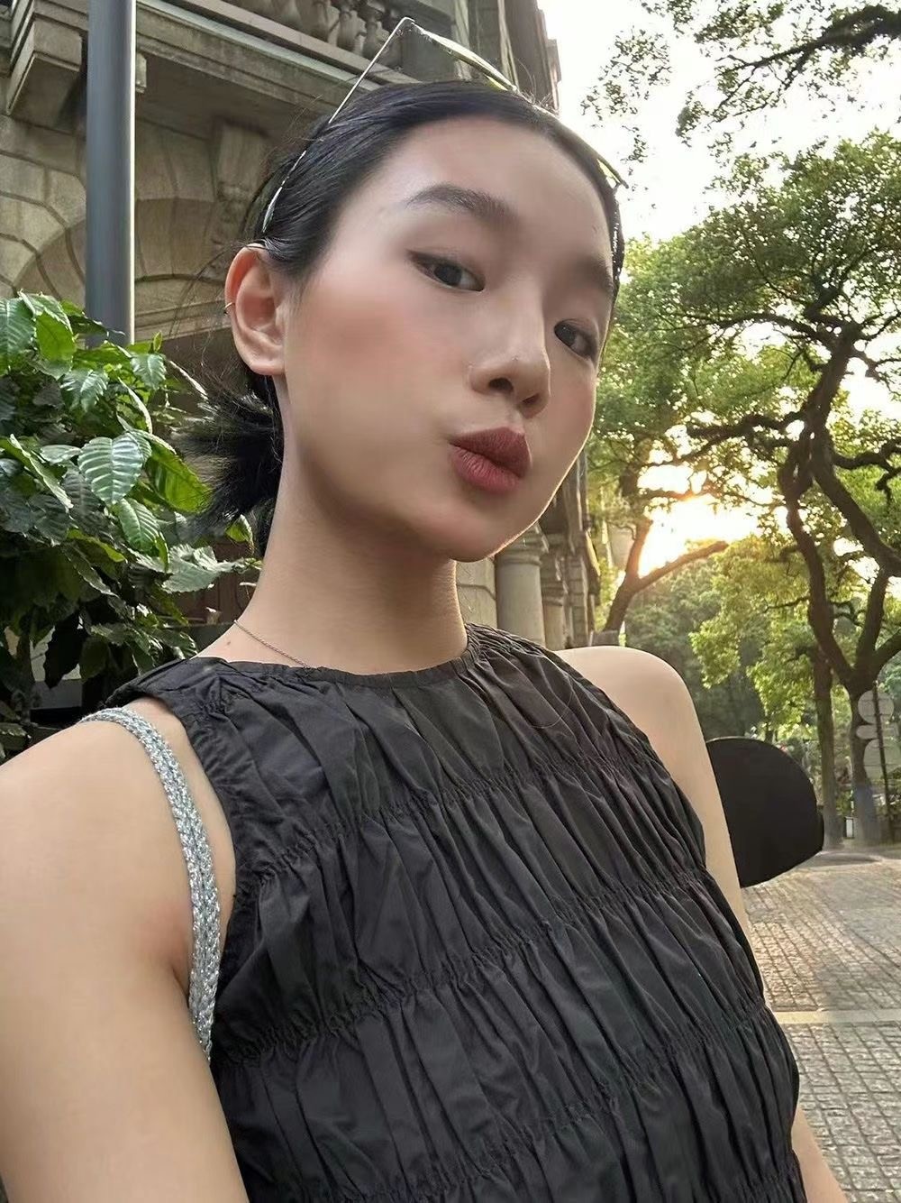 『廣州連線』5/28NEW 韓系純欲木耳花邊圓領打攬小衫修身顯瘦上衣3色 #GZW5782