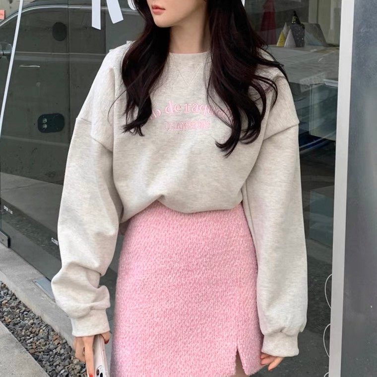 簡約圓領刺繡字母薄絨衛衣大學TEE3色