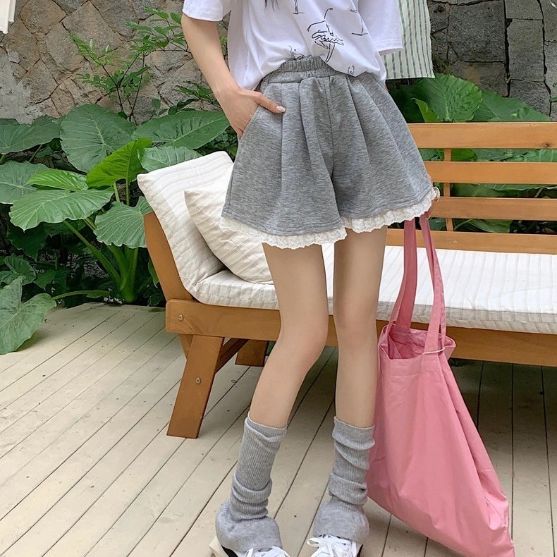 現貨優惠灰色M★韓系蕾絲花邊休閒運動闊腿短褲