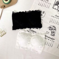 『買一送一』蕾絲平口內搭背心附胸墊2色