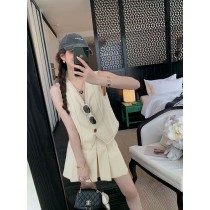 『廣州連線』5/28NEW 時髦感拉滿~時尚馬甲上衣短款百褶半身裙子套裝2色 #GZW5647